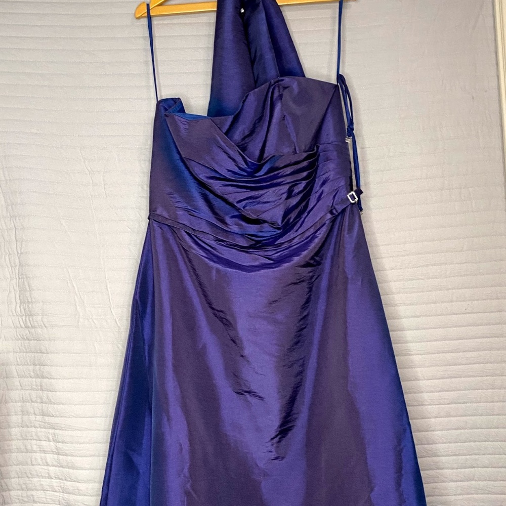 Women's Long Metallic Dark Blue Dress w/ Shaw